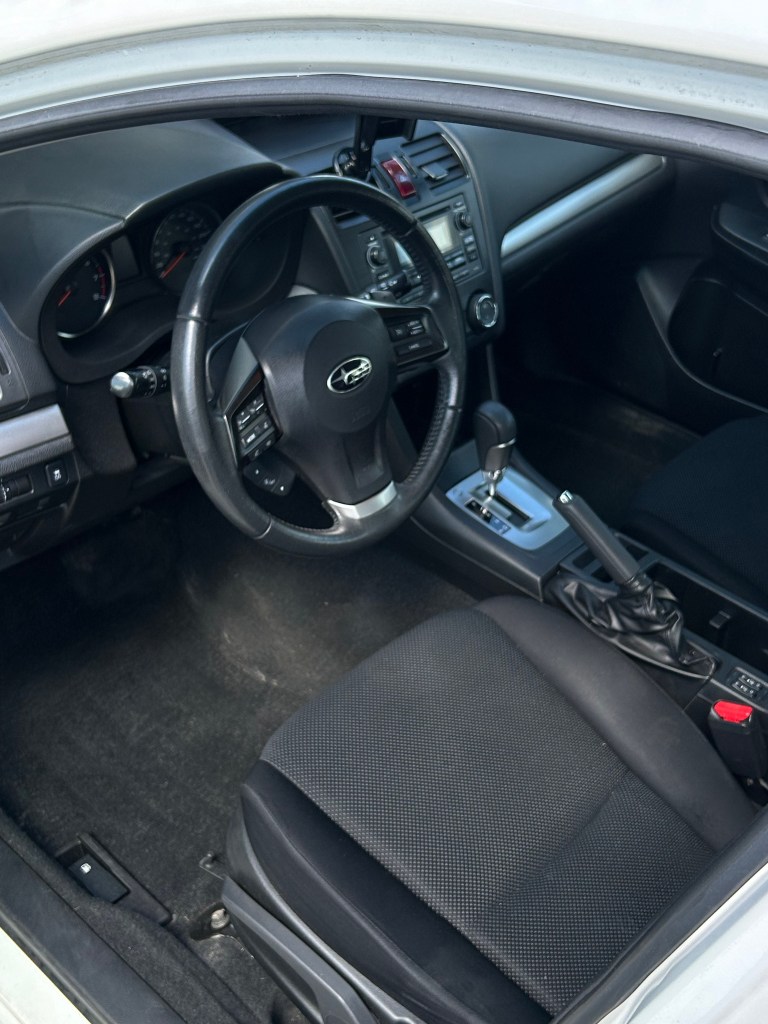 Before-and-after style car detailing result in Calgary