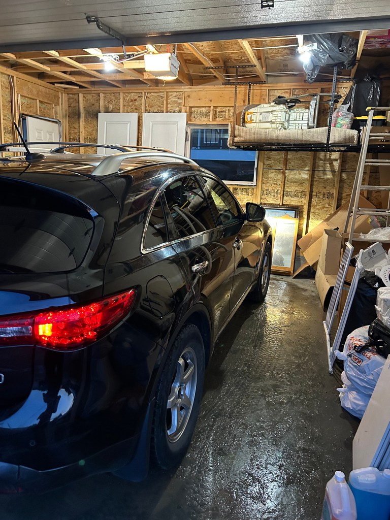 Basic Exterior Car Detailing Service
